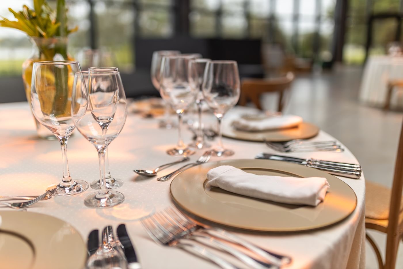 Kitchen & Dining