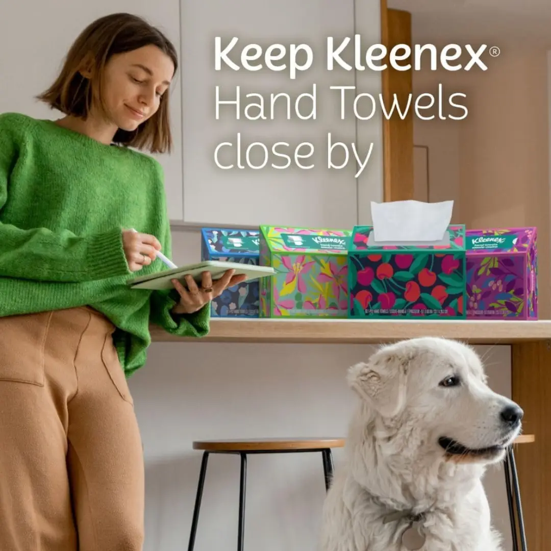 Kleenex disposable hand towels in use